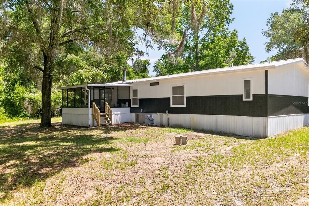 Active With Contract: $225,000 (3 beds, 2 baths, 1590 Square Feet)