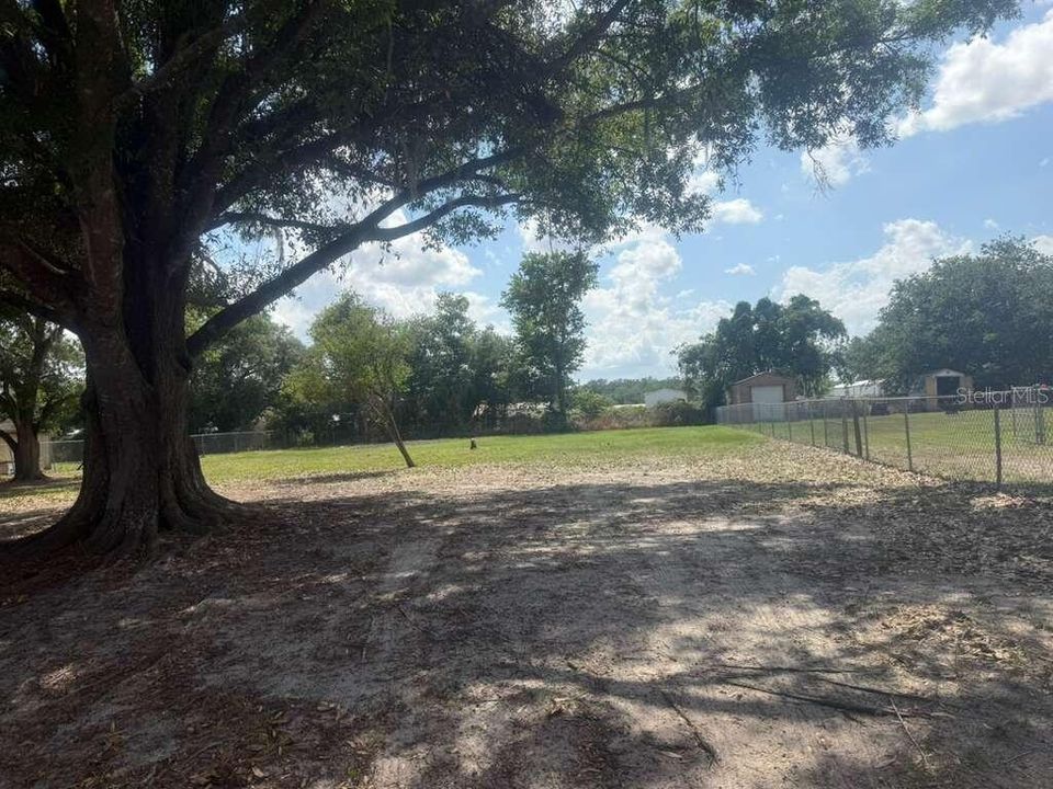 For Sale: $199,000 (3 beds, 2 baths, 980 Square Feet)