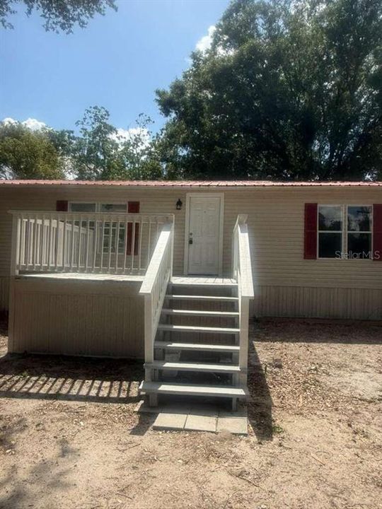 For Sale: $199,000 (3 beds, 2 baths, 980 Square Feet)
