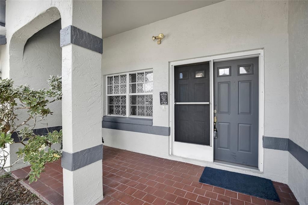 En Venta: $279,900 (3 camas, 2 baños, 2043 Pies cuadrados)