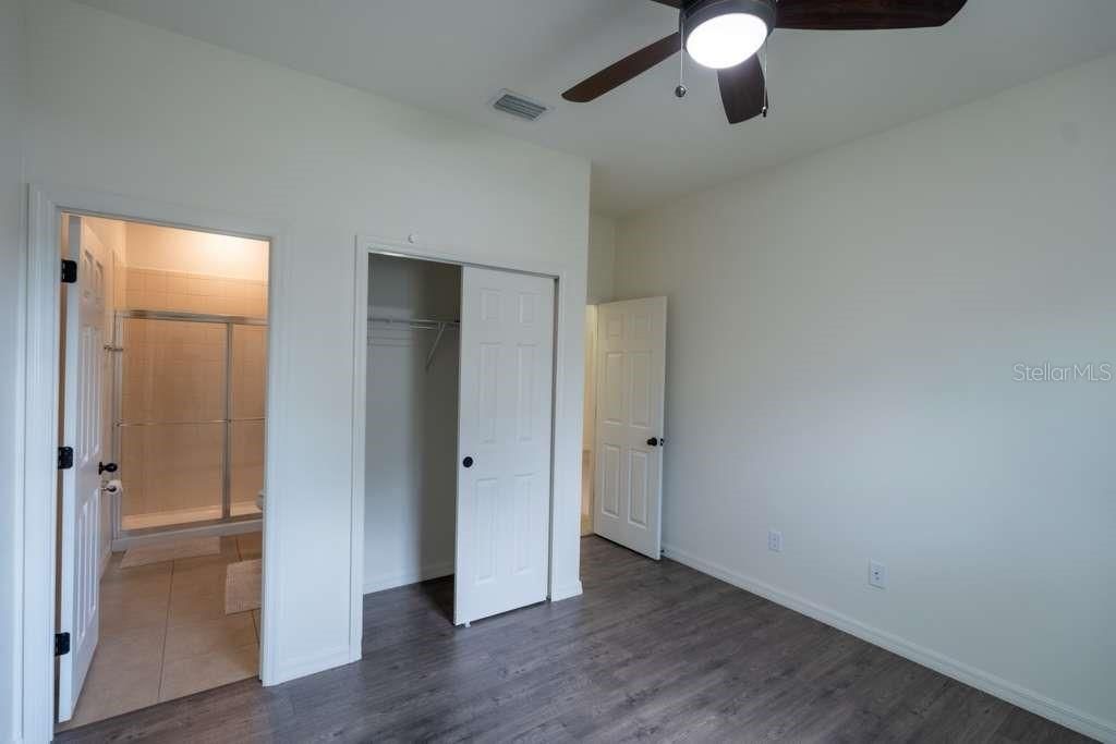 For Sale: $639,900 (4 beds, 3 baths, 2332 Square Feet)