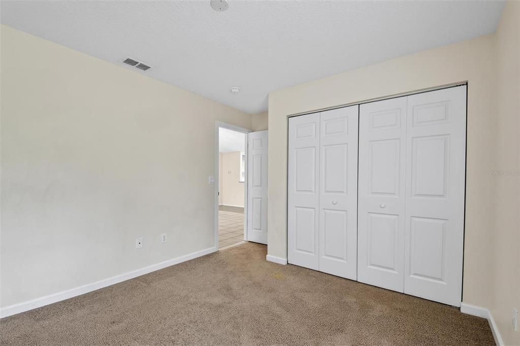 Active With Contract: $1,550 (3 beds, 2 baths, 1250 Square Feet)