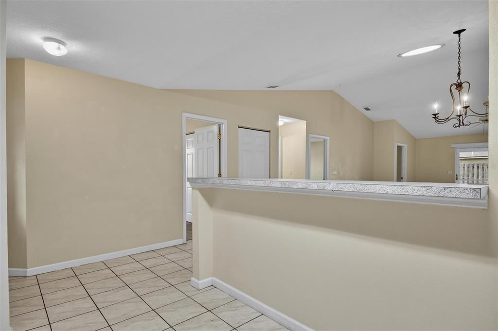 Active With Contract: $1,550 (3 beds, 2 baths, 1250 Square Feet)