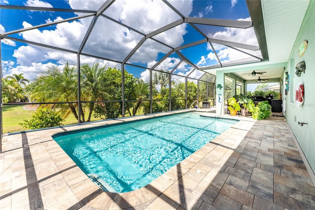 En Venta: $420,000 (3 camas, 2 baños, 1746 Pies cuadrados)