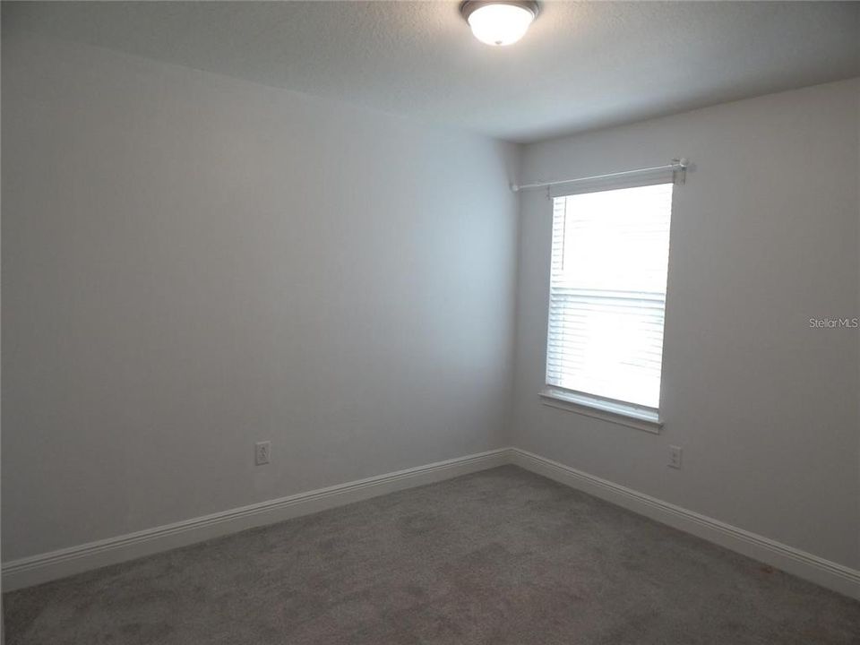 For Rent: $2,275 (3 beds, 2 baths, 1716 Square Feet)