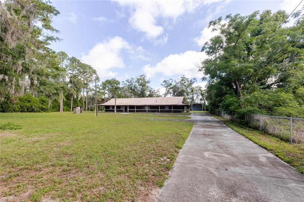 For Sale: $700,000 (3 beds, 2 baths, 2808 Square Feet)