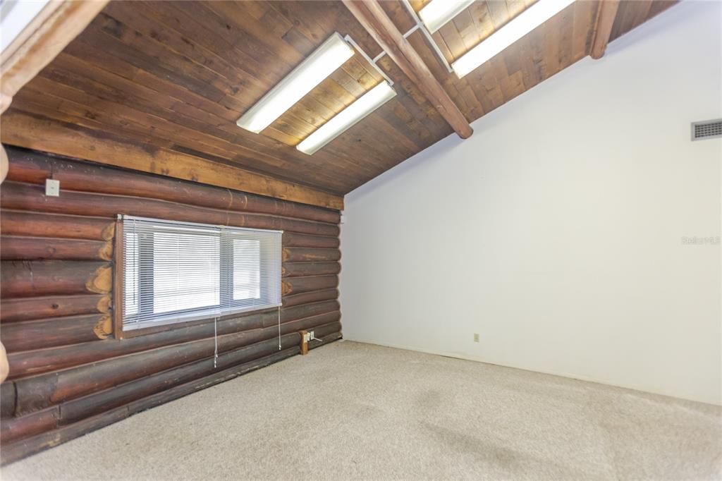 For Sale: $700,000 (3 beds, 2 baths, 2808 Square Feet)