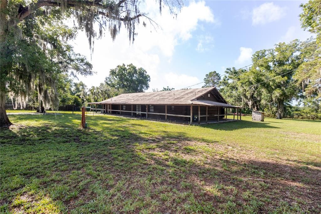 For Sale: $700,000 (3 beds, 2 baths, 2808 Square Feet)