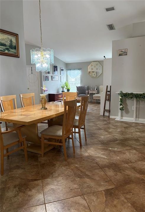 Active With Contract: $549,000 (4 beds, 3 baths, 2600 Square Feet)