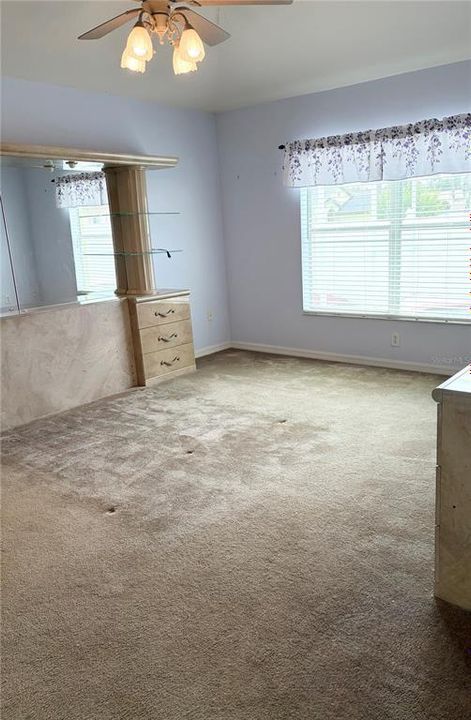 Active With Contract: $549,000 (4 beds, 3 baths, 2600 Square Feet)