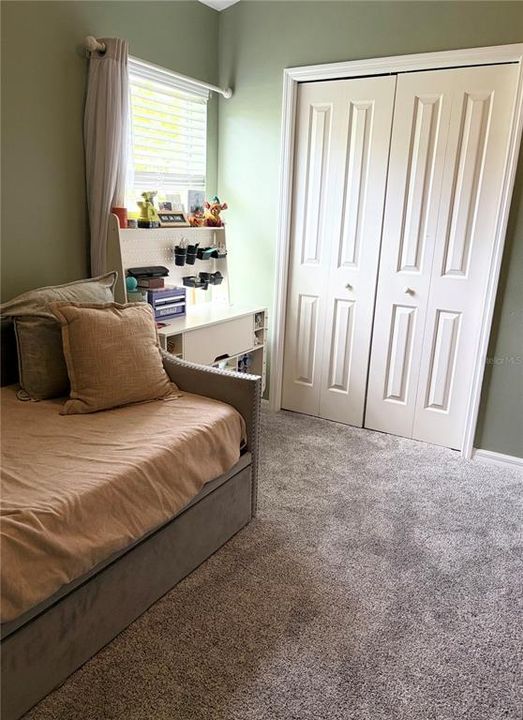 Active With Contract: $549,000 (4 beds, 3 baths, 2600 Square Feet)