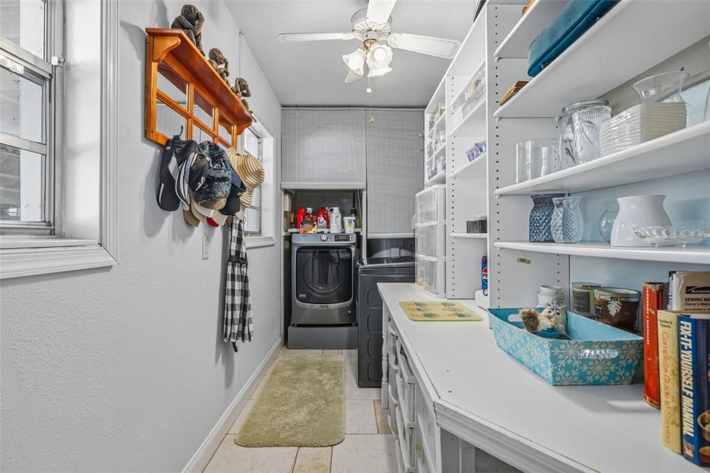 На продажу: $635,000 (3 спален, 2 ванн, 1720 Квадратных фут)