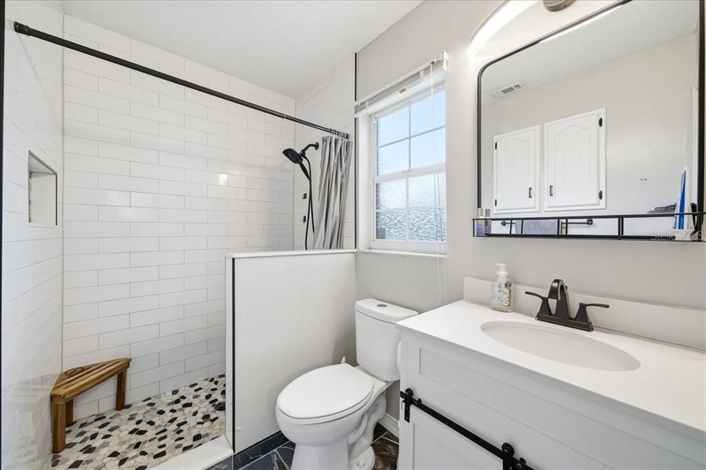 En Venta: $329,900 (3 camas, 2 baños, 1655 Pies cuadrados)