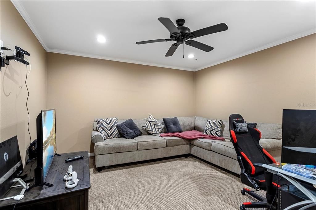 For Sale: $1,250,000 (3 beds, 3 baths, 2282 Square Feet)