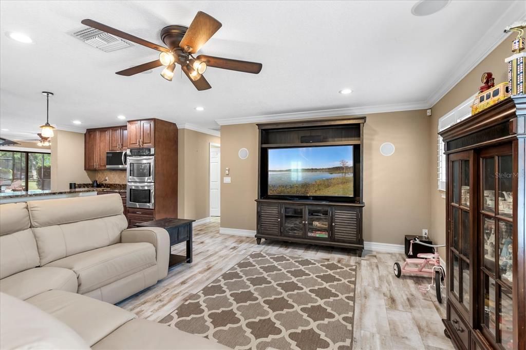 For Sale: $1,250,000 (3 beds, 3 baths, 2282 Square Feet)