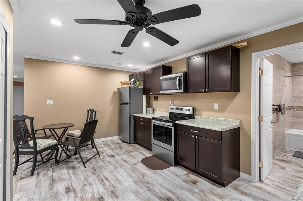 For Sale: $1,250,000 (3 beds, 3 baths, 2282 Square Feet)