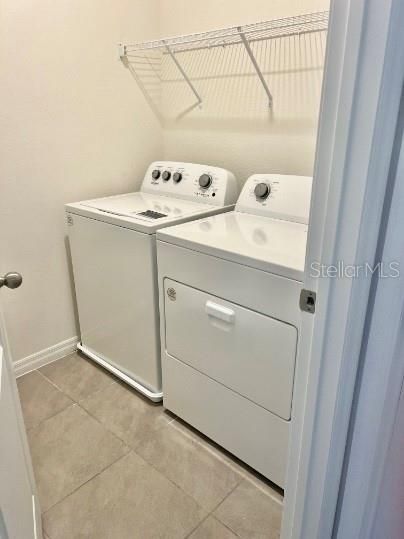 For Rent: $2,650 (4 beds, 2 baths, 2260 Square Feet)