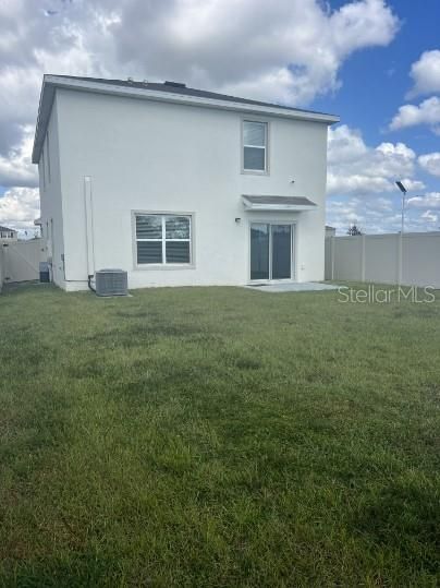 For Rent: $2,650 (4 beds, 2 baths, 2260 Square Feet)