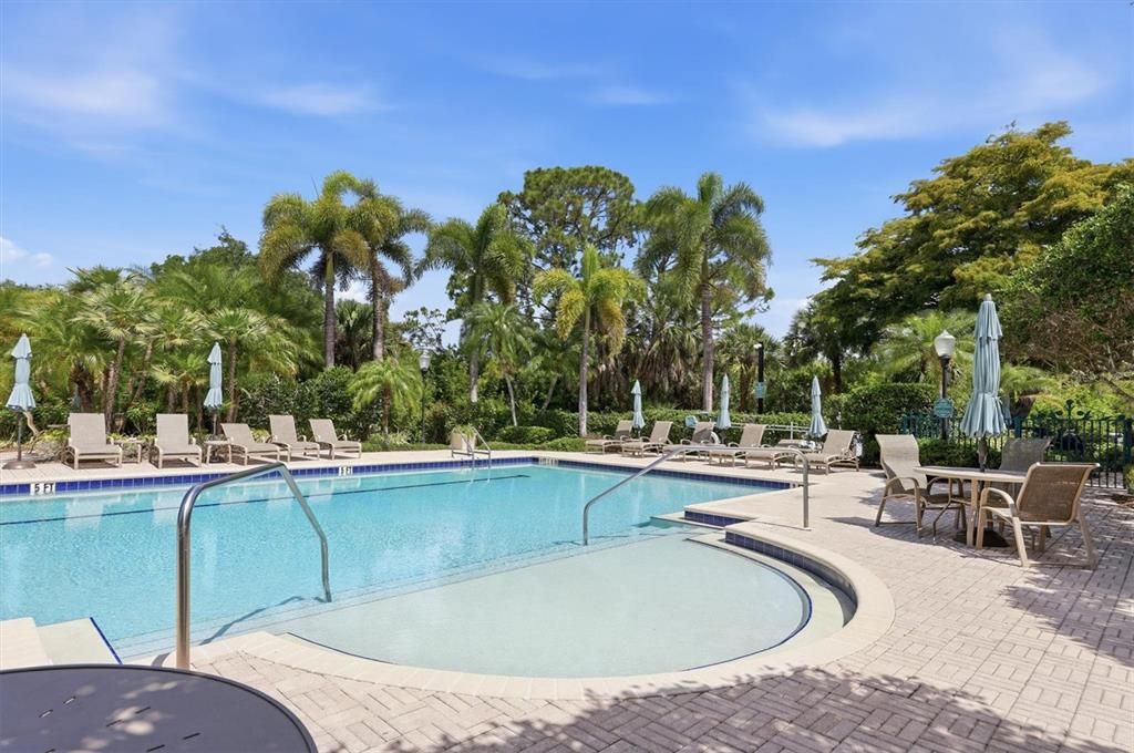 For Sale: $459,900 (3 beds, 2 baths, 1969 Square Feet)