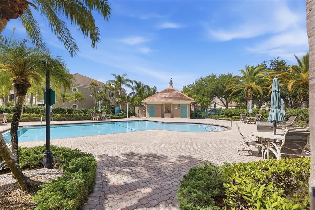 For Sale: $459,900 (3 beds, 2 baths, 1969 Square Feet)