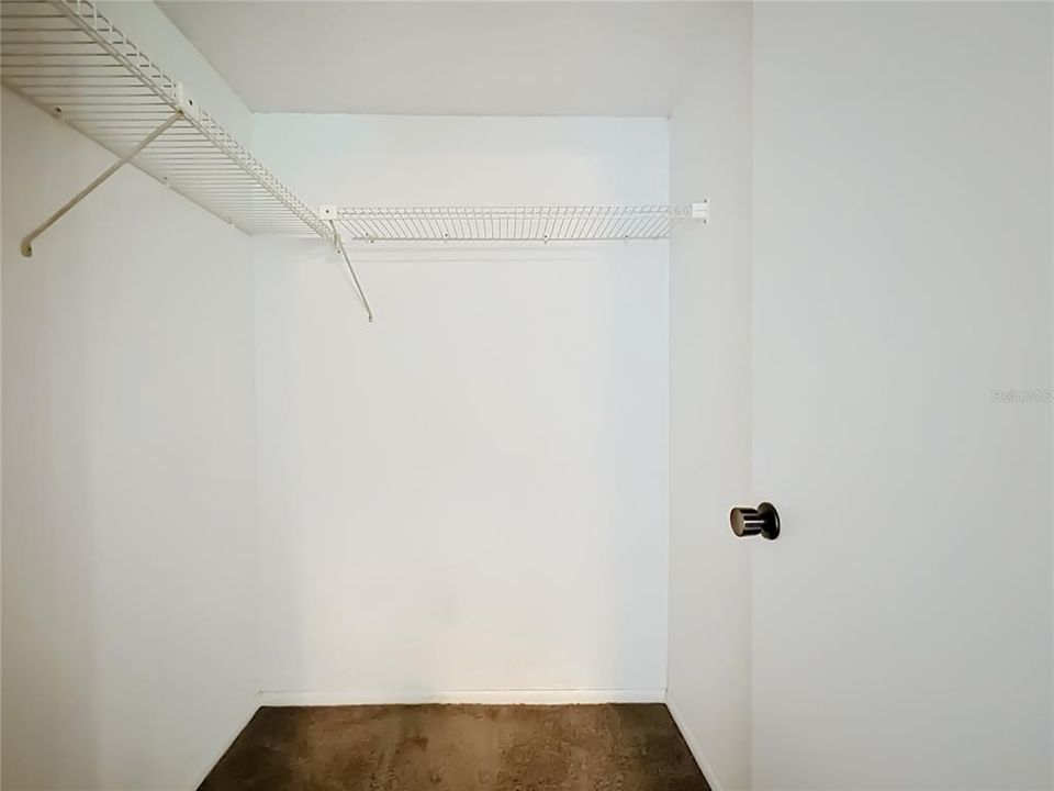 На продажу: $89,900 (2 спален, 1 ванн, 1054 Квадратных фут)