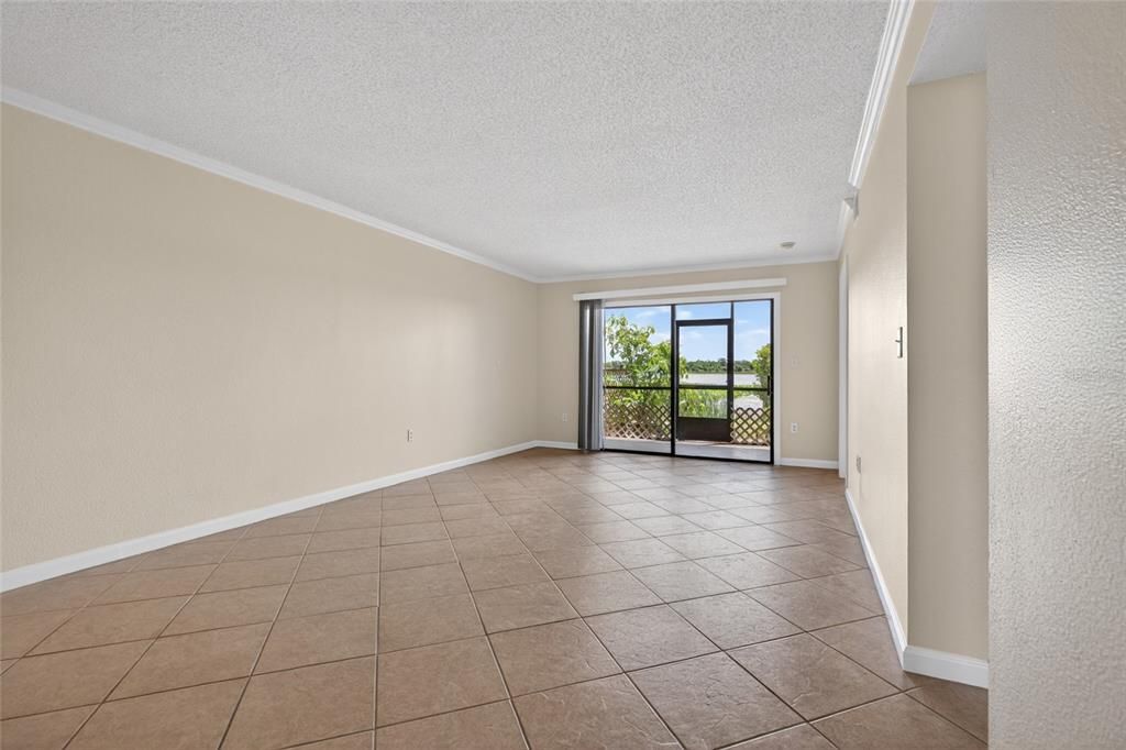 En Venta: $210,000 (2 camas, 2 baños, 1018 Pies cuadrados)