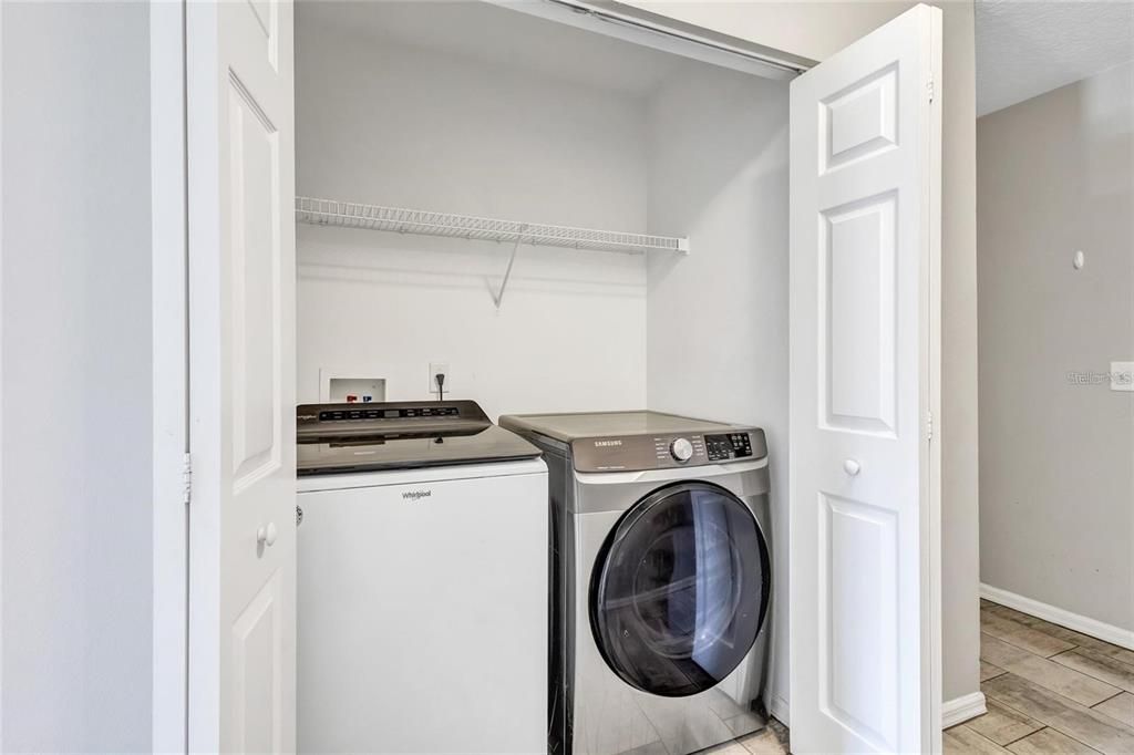 For Sale: $320,000 (3 beds, 2 baths, 1371 Square Feet)