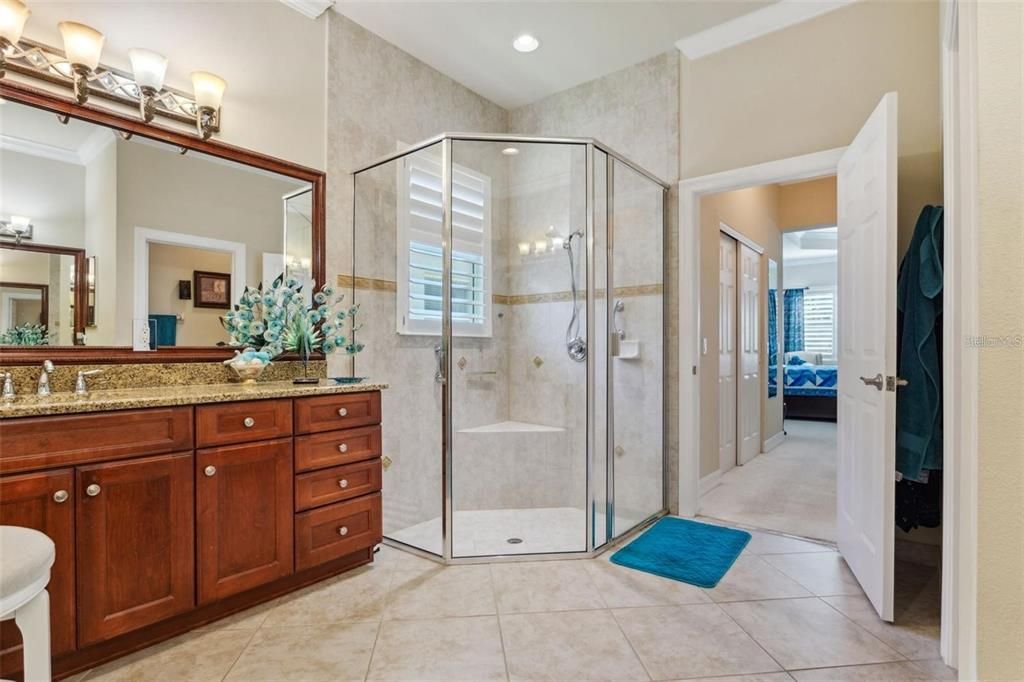 For Sale: $395,000 (3 beds, 2 baths, 2058 Square Feet)