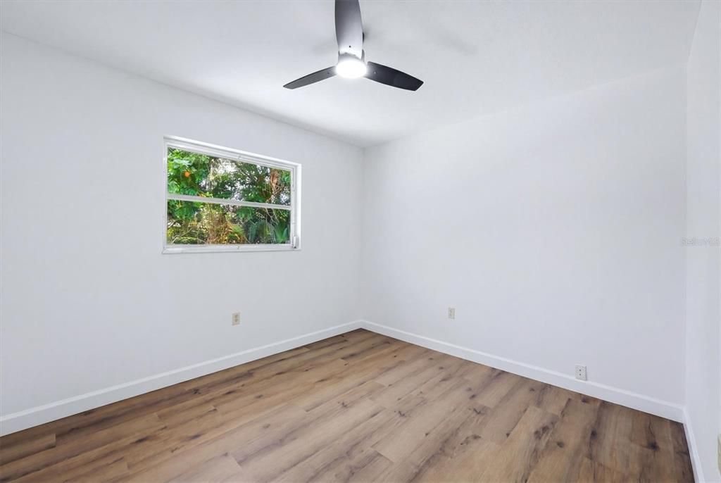 Active With Contract: $399,000 (4 beds, 2 baths, 1798 Square Feet)
