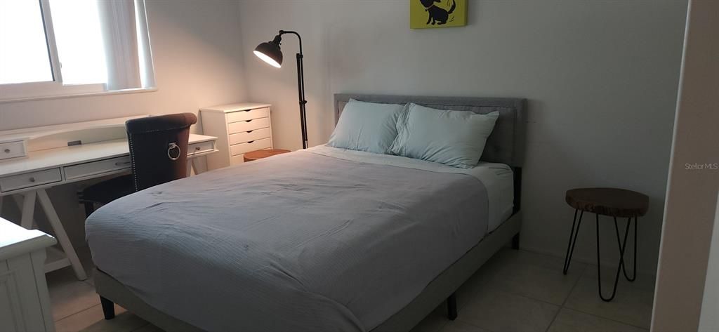 For Rent: $2,200 (2 beds, 1 baths, 859 Square Feet)