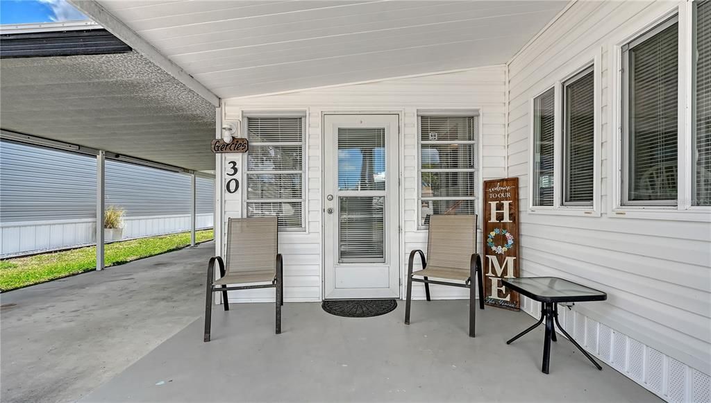 For Sale: $199,900 (2 beds, 1 baths, 830 Square Feet)