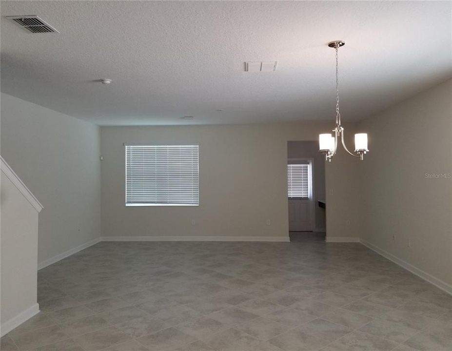 В аренду: $2,695 (3 спален, 2 ванн, 2203 Квадратных фут)