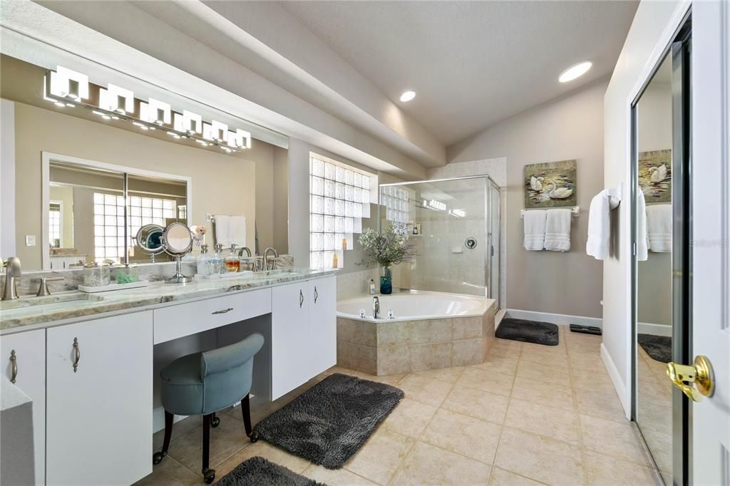 For Rent: $3,500 (3 beds, 2 baths, 1926 Square Feet)