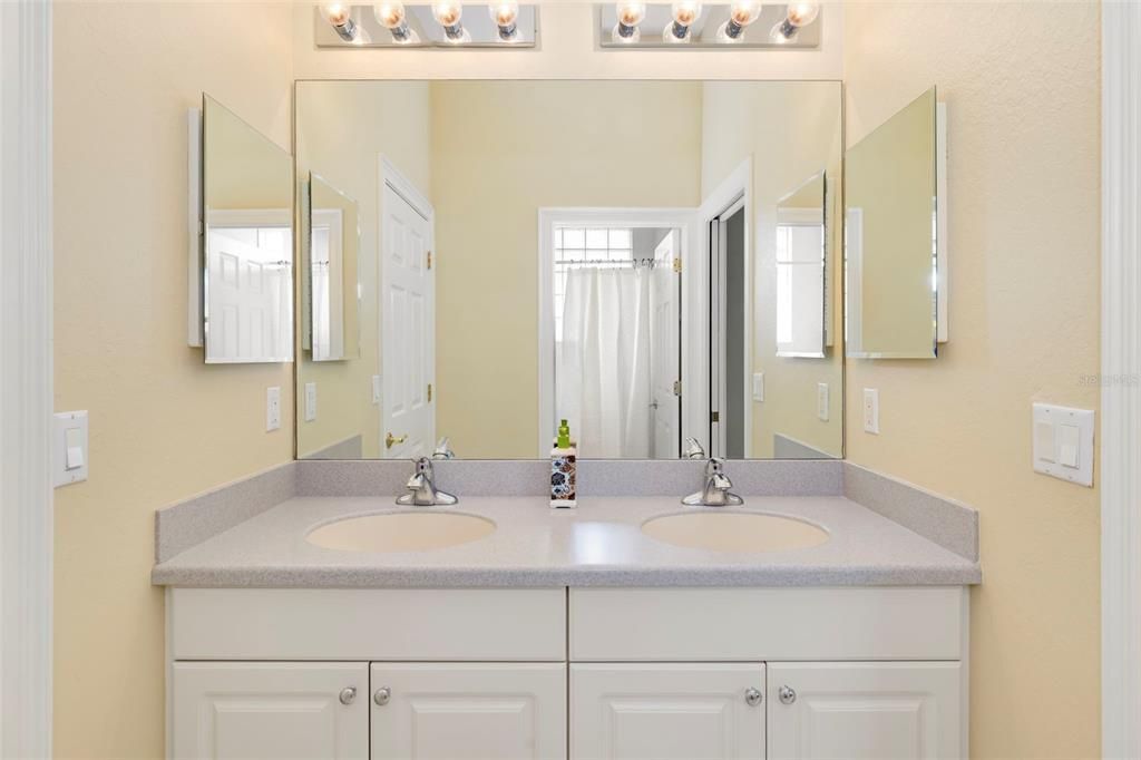 For Sale: $1,149,900 (3 beds, 3 baths, 3136 Square Feet)