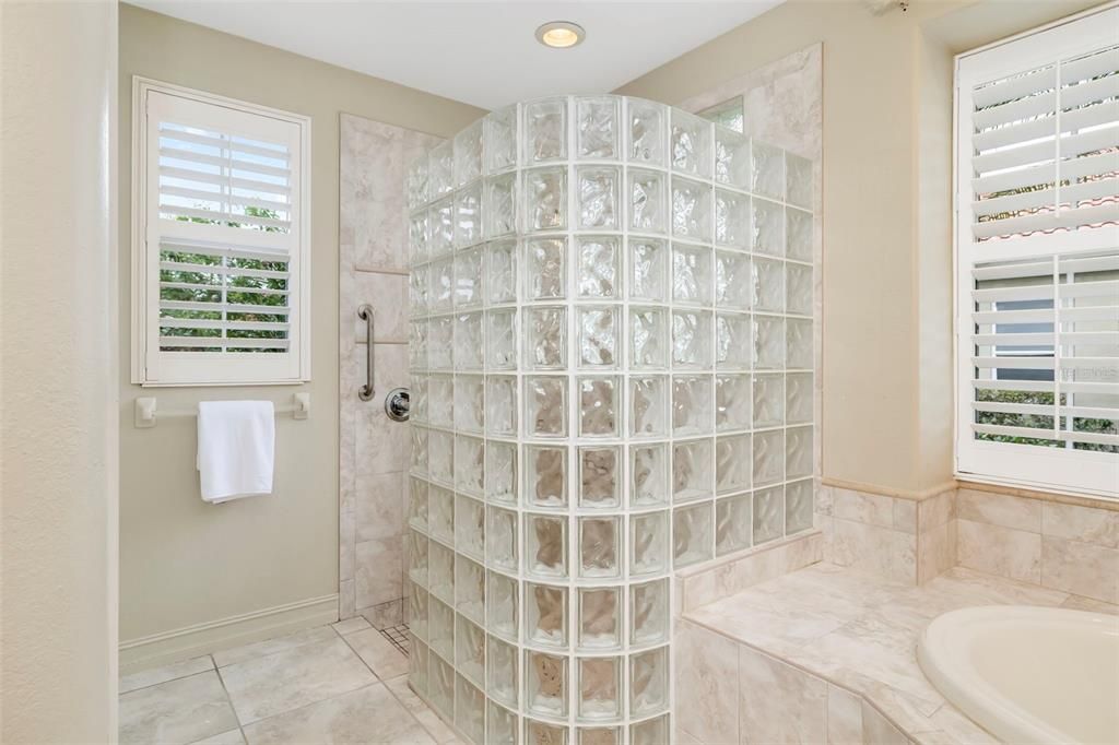 For Sale: $1,149,900 (3 beds, 3 baths, 3136 Square Feet)