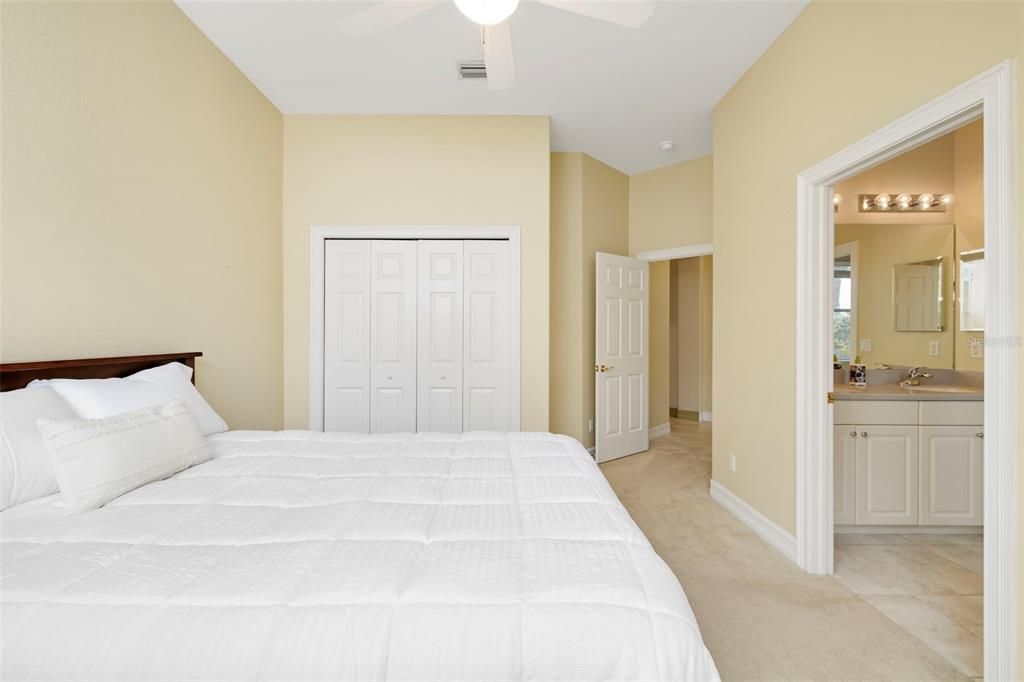 For Sale: $1,149,900 (3 beds, 3 baths, 3136 Square Feet)