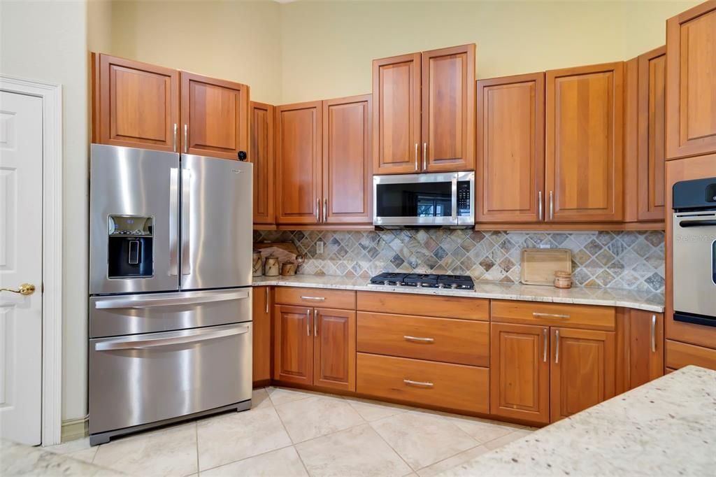 For Sale: $1,149,900 (3 beds, 3 baths, 3136 Square Feet)