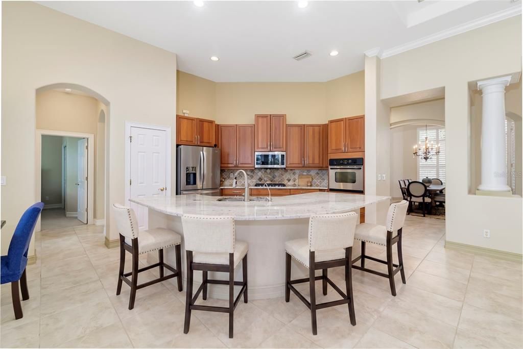 For Sale: $1,149,900 (3 beds, 3 baths, 3136 Square Feet)