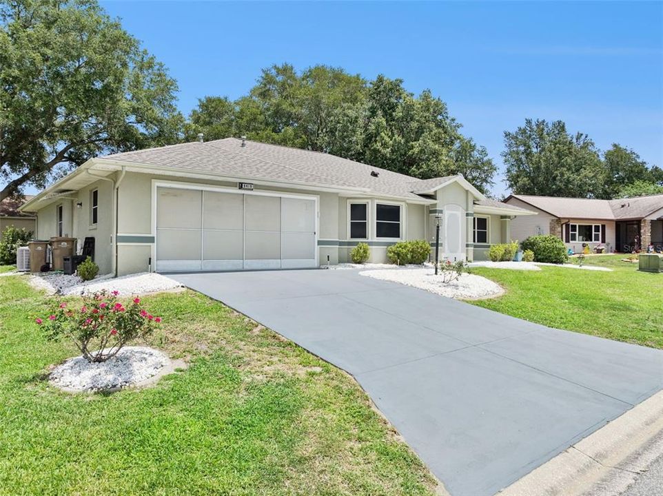 En Venta: $289,900 (3 camas, 2 baños, 1964 Pies cuadrados)
