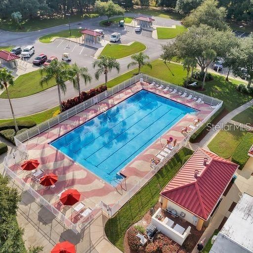 En Venta: $289,900 (3 camas, 2 baños, 1964 Pies cuadrados)