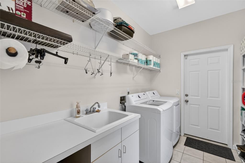 For Sale: $669,000 (3 beds, 2 baths, 2110 Square Feet)