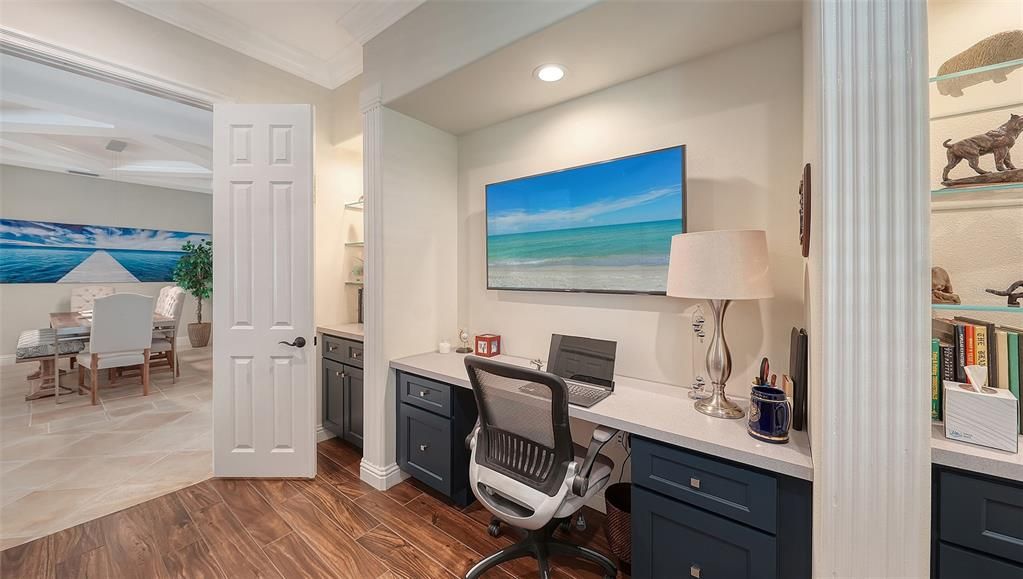 For Sale: $1,050,000 (3 beds, 2 baths, 2255 Square Feet)
