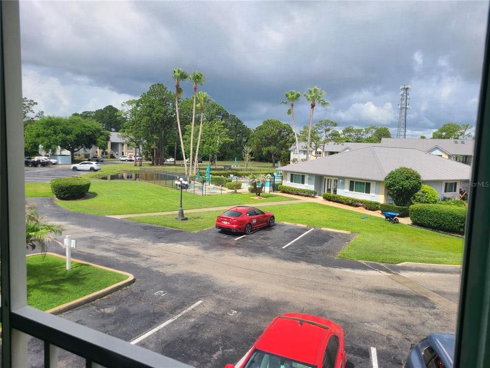 For Sale: $160,000 (2 beds, 2 baths, 1070 Square Feet)