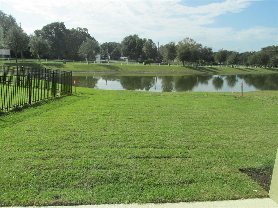 For Rent: $2,375 (3 beds, 2 baths, 1981 Square Feet)