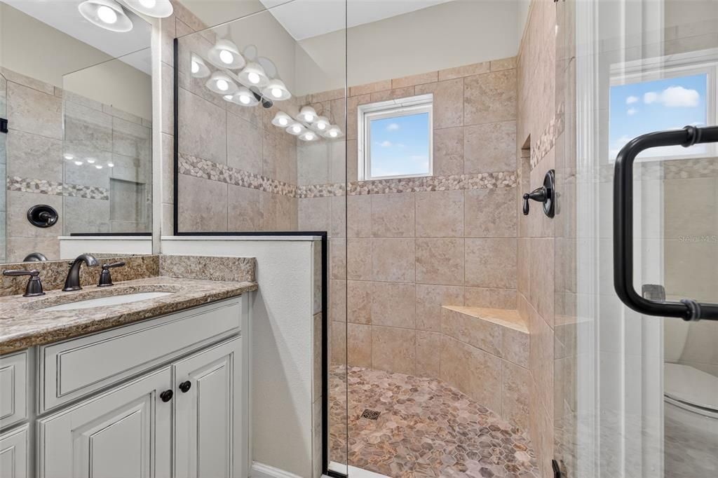 For Rent: $3,900 (4 beds, 2 baths, 1920 Square Feet)