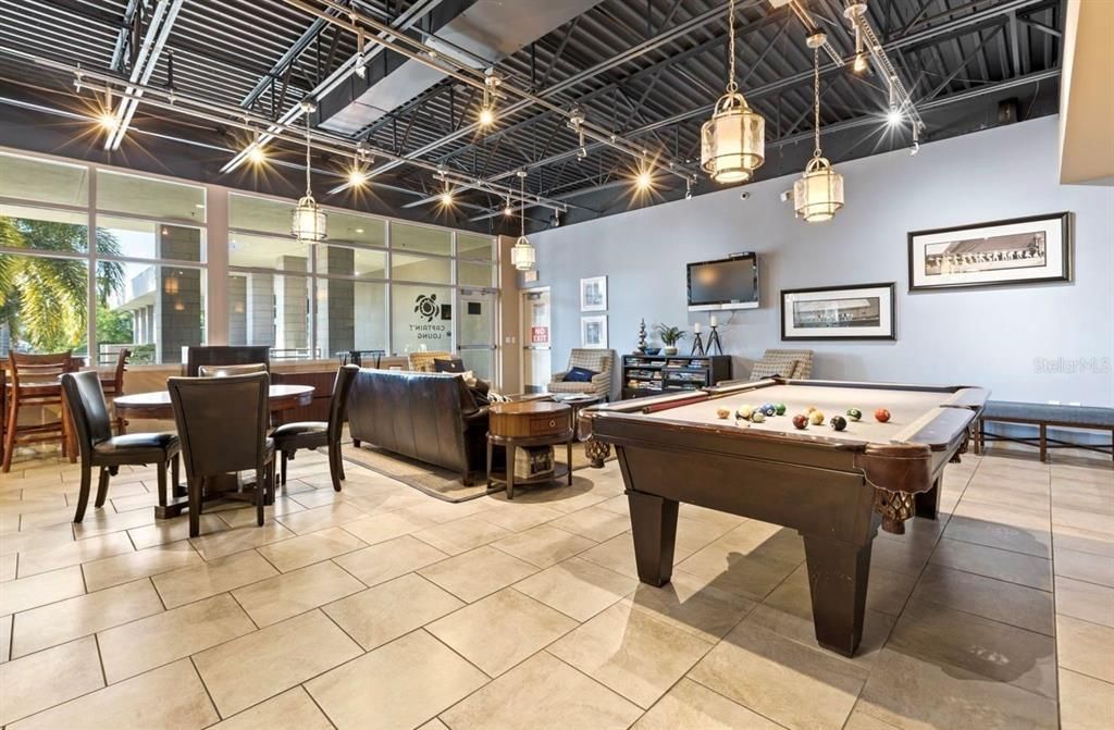 For Rent: $3,900 (4 beds, 2 baths, 1920 Square Feet)