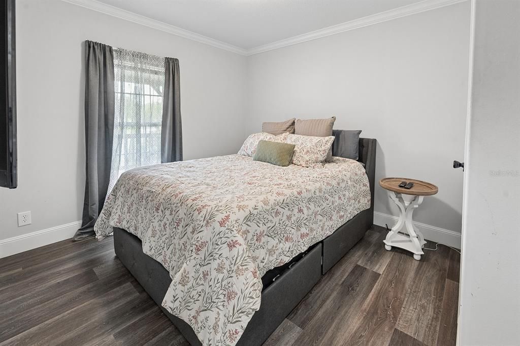 For Sale: $325,000 (3 beds, 2 baths, 1222 Square Feet)