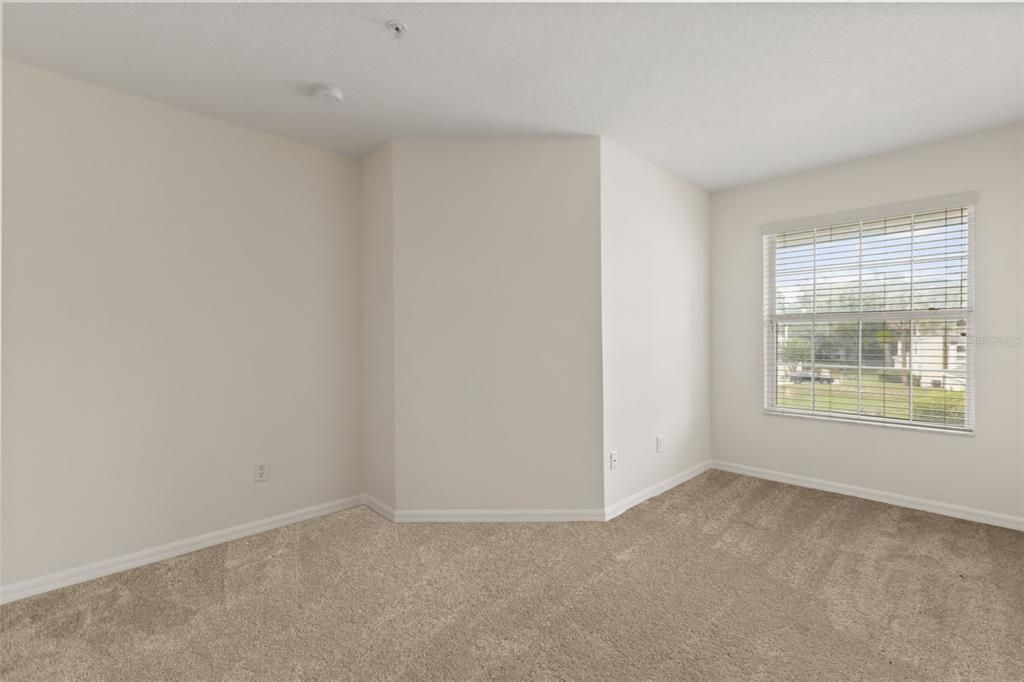 For Sale: $299,000 (3 beds, 2 baths, 1521 Square Feet)