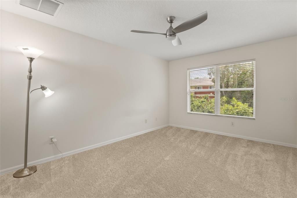 For Sale: $299,000 (3 beds, 2 baths, 1521 Square Feet)