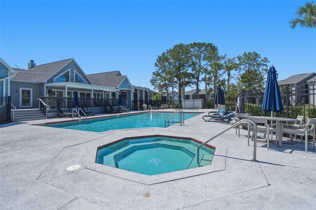 For Sale: $215,000 (3 beds, 2 baths, 986 Square Feet)